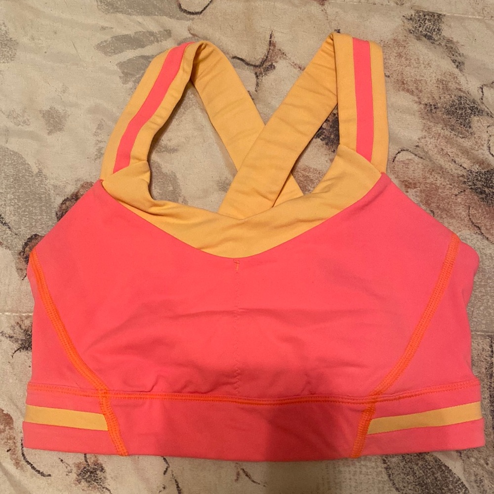 Lululemon sports bra size 2